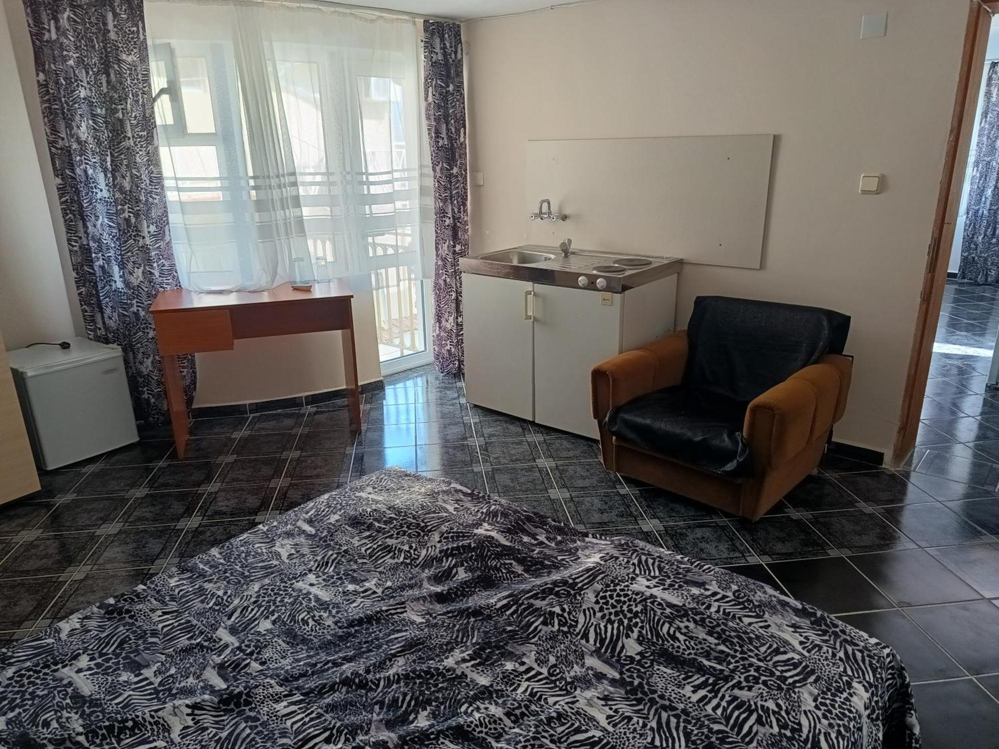 Eli Guest House Balchik Exterior photo