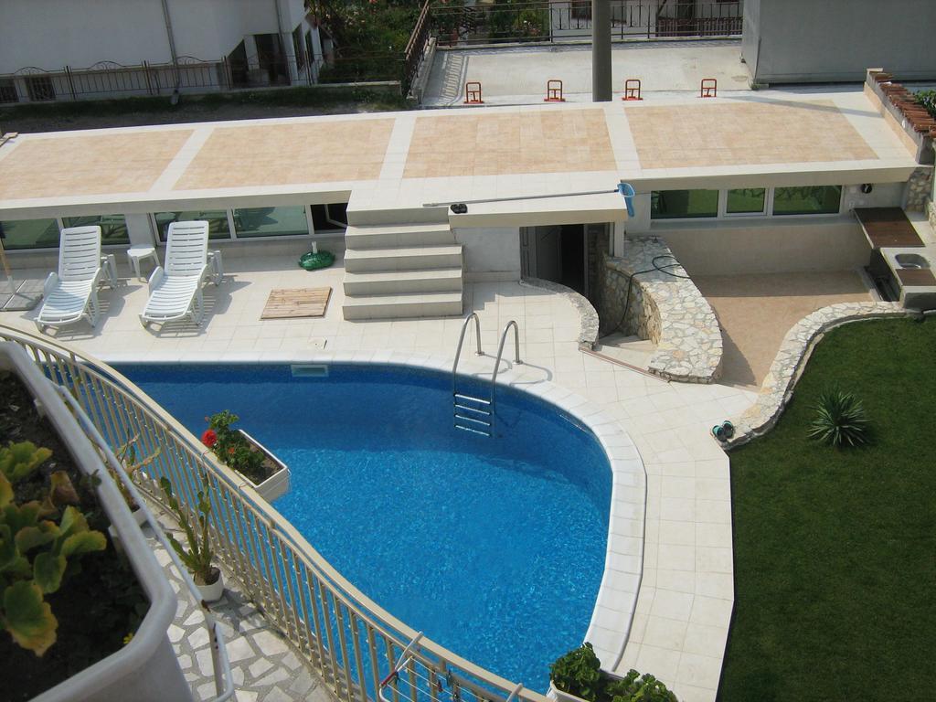 Eli Guest House Balchik Exterior photo